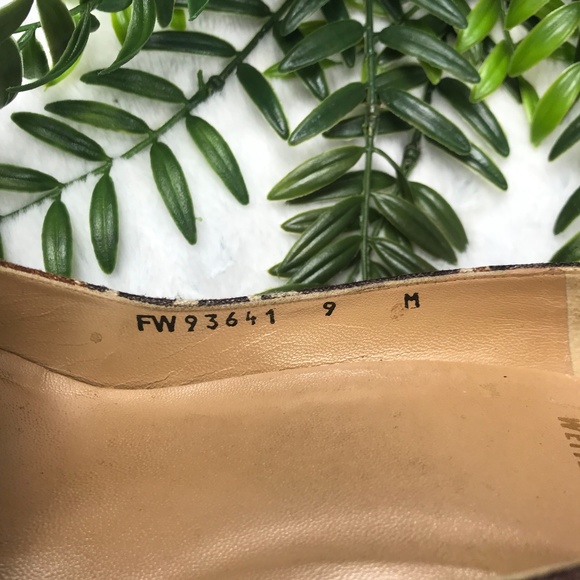 Stuart Weitzman 9 Brown Floral Wedges - Picture 5 of 7